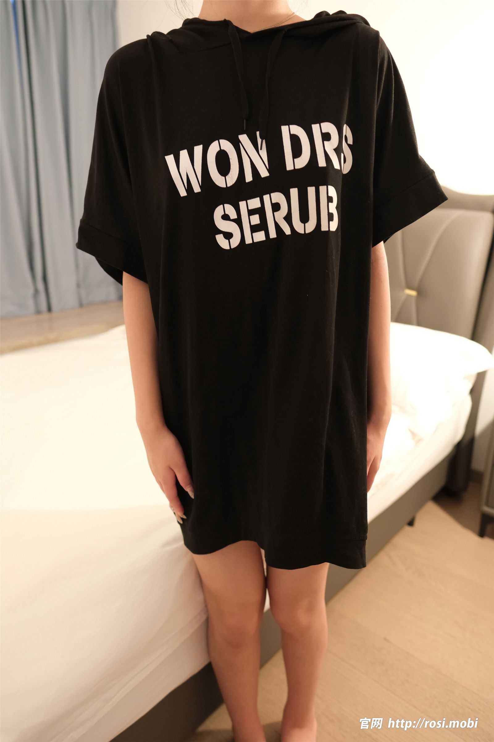 图片[1]-[ROSI美女图]2025.01.14 NO.4789-电鸽