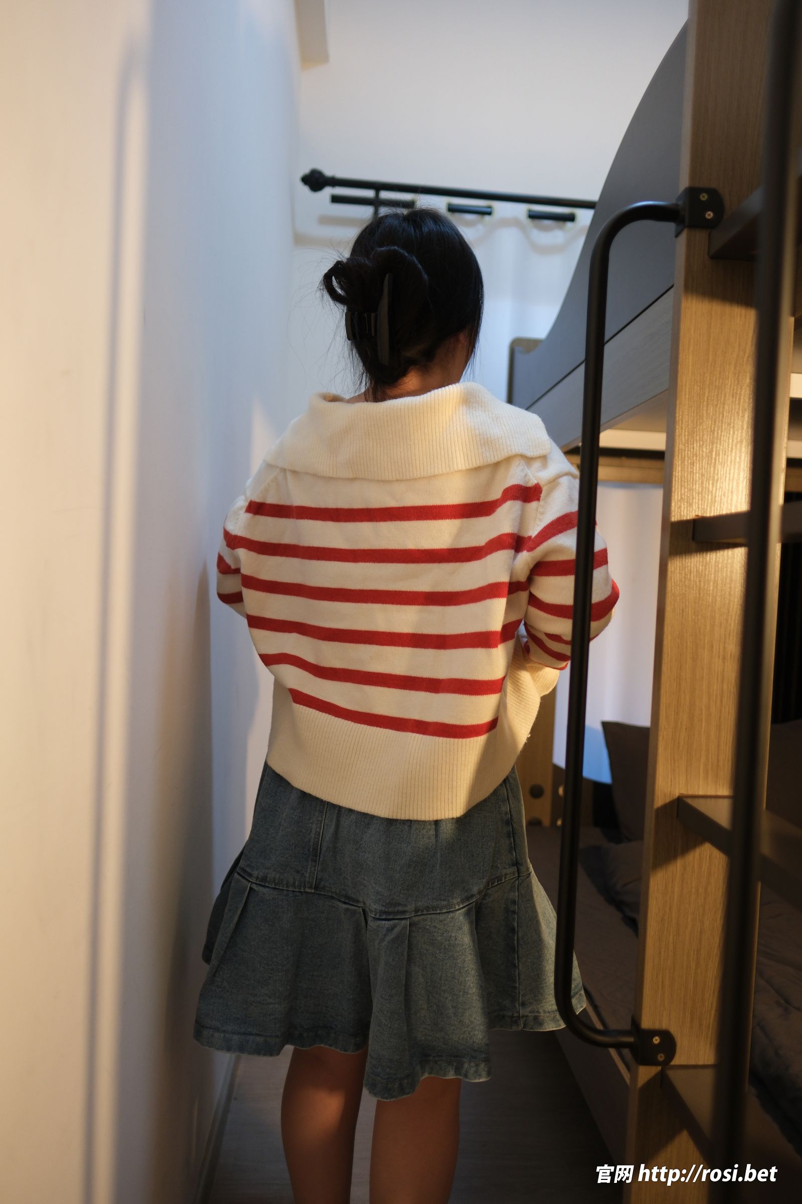 [ROSI美女图]2025.11.11 NO.5090-芭站网